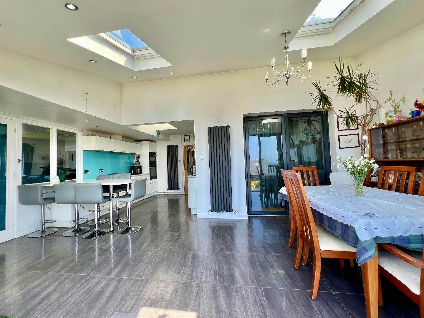 Marine Drive, Ogmore-By-Sea, Vale of Glamorgan, CF32 0PJ
